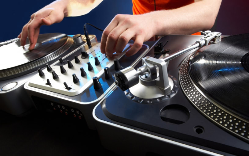 Hochzeits-DJ für Hochzeit, Party und Feier in Bonn